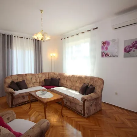 Apartmán In - Istrien 10031 *